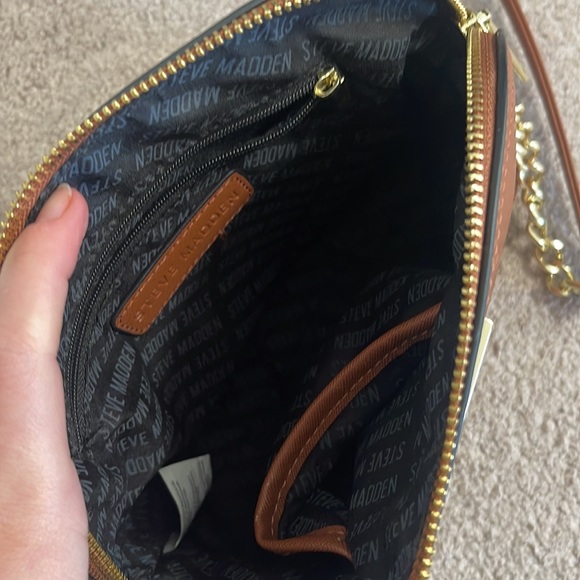 Steve Madden Crossbody - Picture 4 of 5